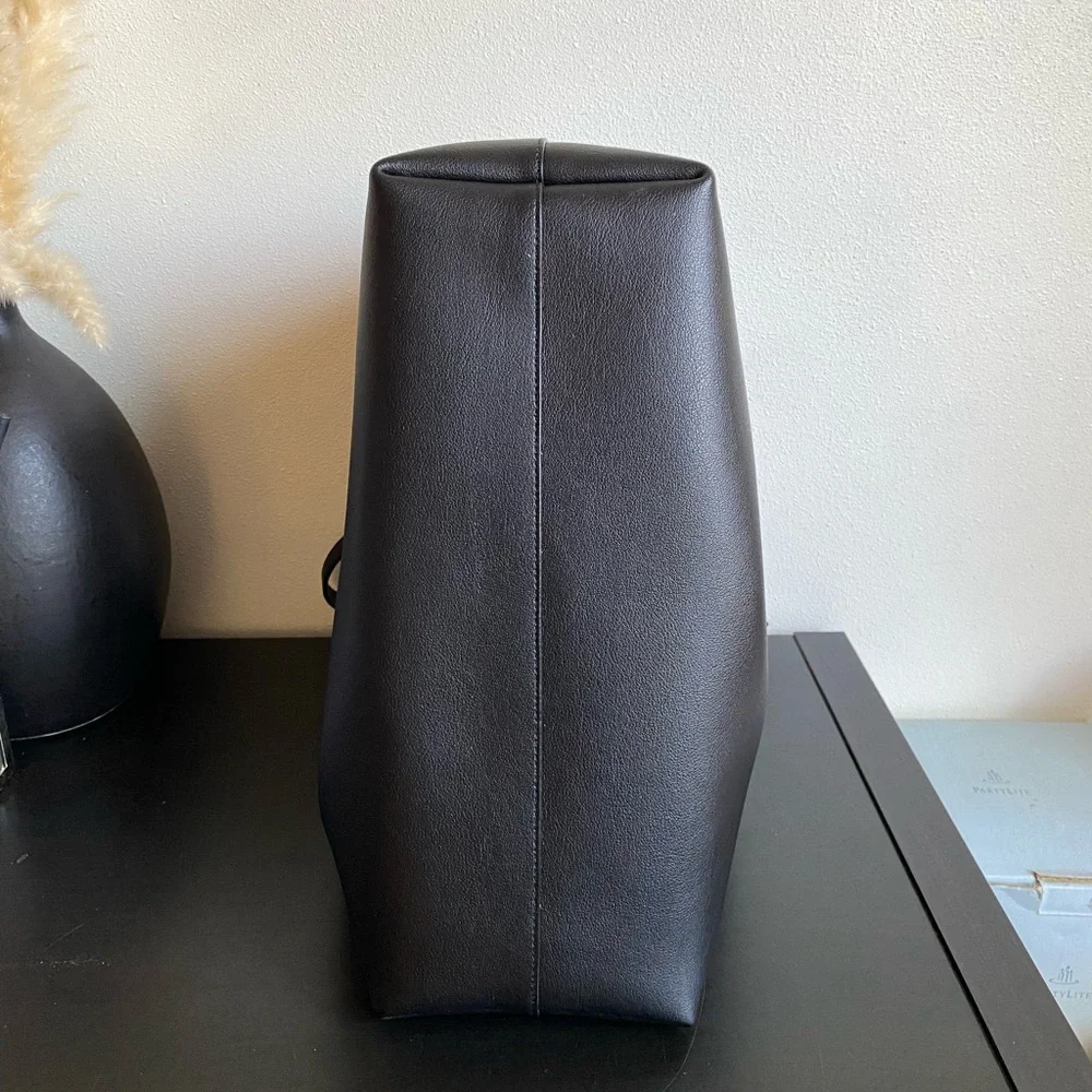 EUC YSL Saint Laurent East West Supple Leather Shopping Tote Black - Picture 9 of 14